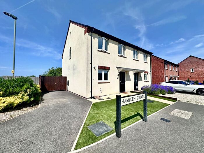 2 Bedroom House To Rent In Hampden Square, Upper Heyford, Bicester, OX25