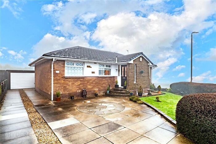 2 Bedroom Detached Bungalow For Sale In Field Head Way, Halifax, West Yorkshire, HX2