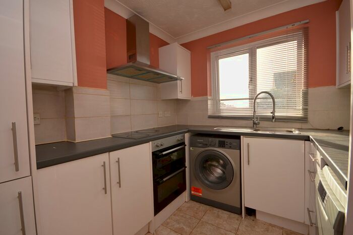 3 Bedroom Property To Rent In Allen Road, Rushden, NN10