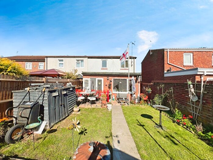 3 Bedroom Property For Sale In Reachfields, Hythe, CT21