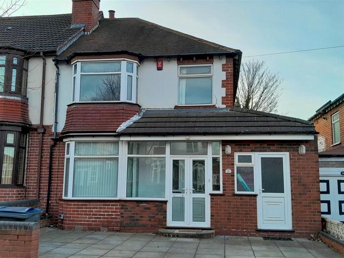 3 Bedroom Semi-Detached House To Rent In Lea Hill Road, Handsworth, Birmingham, B20