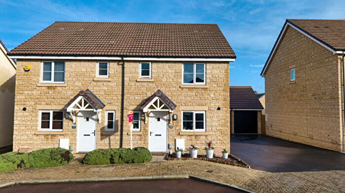 3 Bedroom Semi Detached House For Sale In Walker Road, Brockworth, Gloucester, GL3