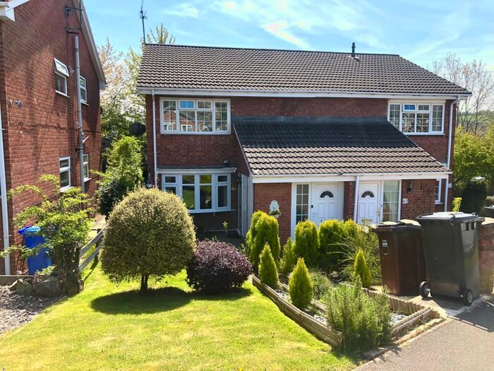 2 Bedroom Apartment To Rent In Valley Road, Hackenthorpe, Sheffield, S12