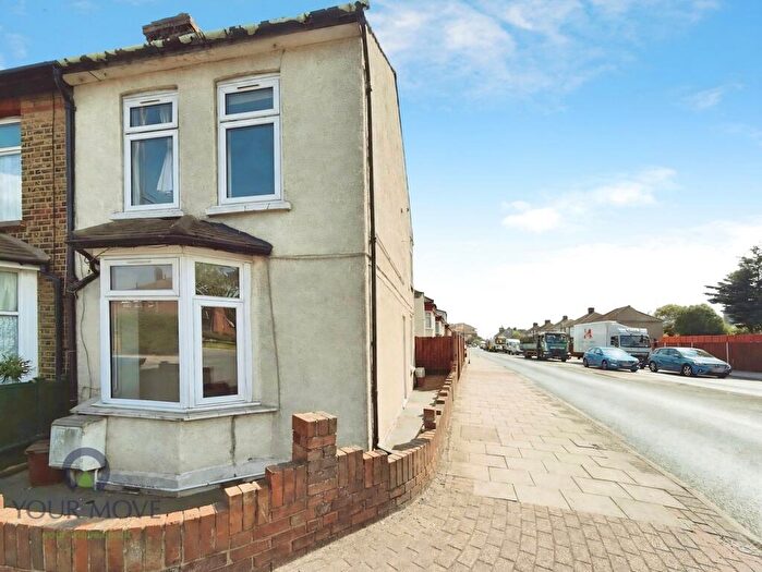 3 Bedroom End Of Terrace House To Rent In Mayplace Road East, Bexleyheath, DA7