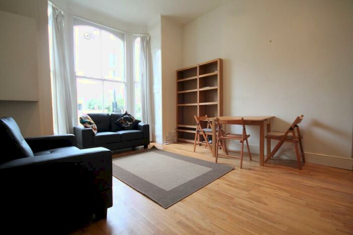 2 Bedroom Flat To Rent In St Johns Grove, Archway, N19