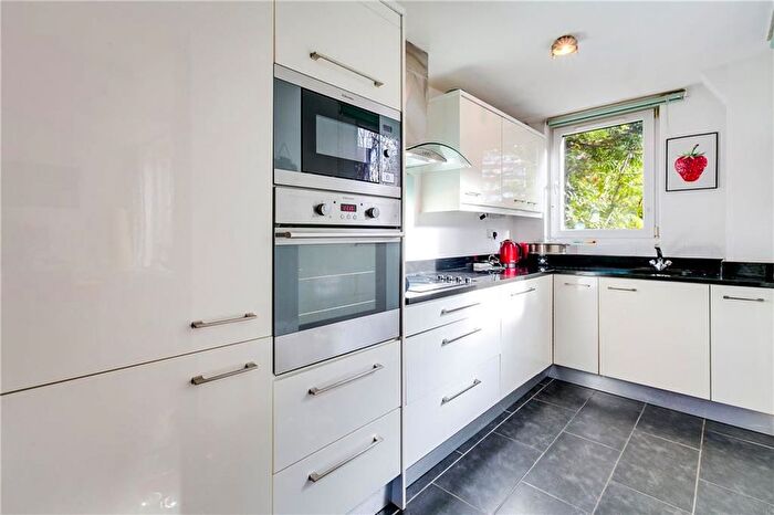 2 Bedroom Flat To Rent In Colet Gardens, Brook Green, W14