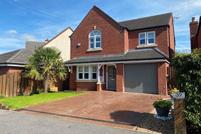 4 Bedroom Property To Rent In Central Park Road, Preston, PR5