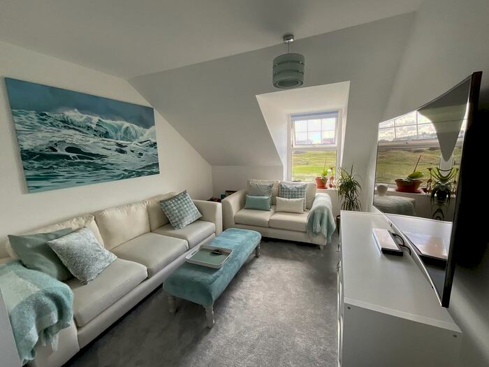 2 Bedroom Apartment To Rent In Downs View, Bude, EX23