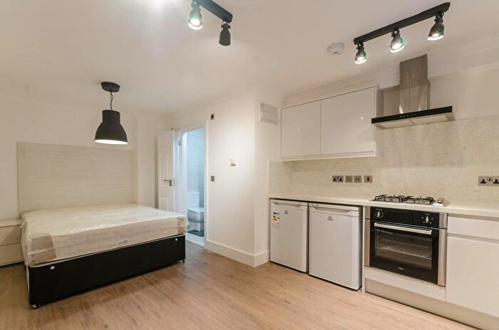 Studio To Rent In High Road, , Wood Green, London, N22