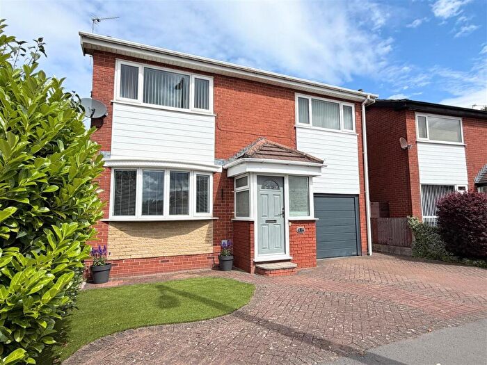 3 Bedroom Detached House For Sale In Forest Drive, Lytham, FY8