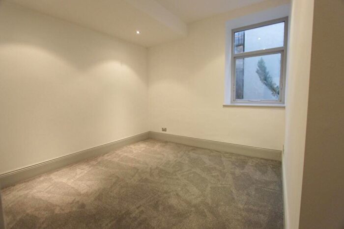 2 Bedroom Apartment To Rent In Tapton Park Road, Sheffield, S10