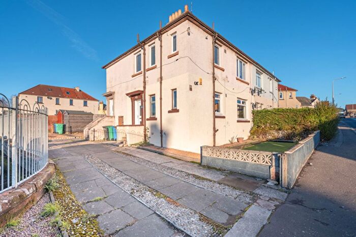 2 Bedroom Flat For Sale In Cairns Street West, Kirkcaldy, KY1