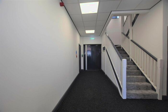 1 Bedroom Flat To Rent In Mossley Road, Ashton-Under-Lyne, OL6