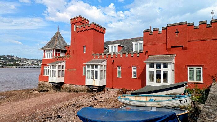 2 Bedroom Flat For Sale In Ringmore Road, Shaldon, TQ14