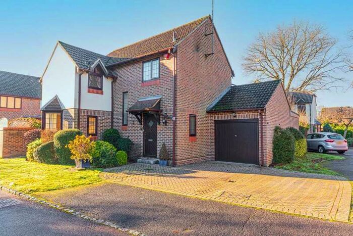 3 Bedroom House To Rent In Finchampstead, RG40