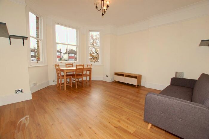1 Bedroom Flat To Rent In Overdale, Kingswood Road, Bromley, BR2