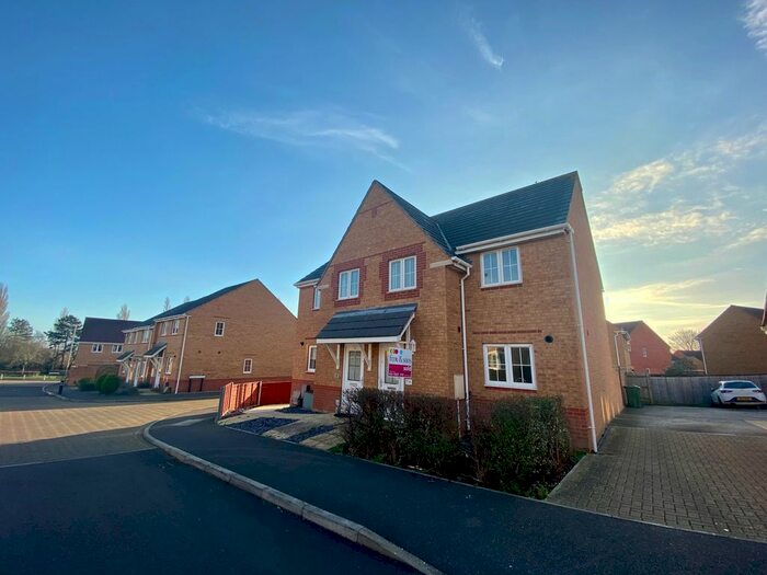 3 Bedroom Property To Rent In Saxon Shore Road, Portsmouth PO6