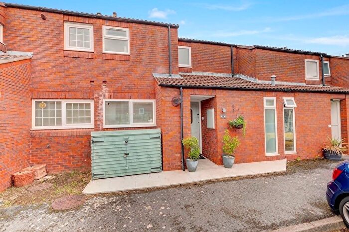 2 Bedroom Terraced House For Sale In Brooke Road, Princes Risborough, Buckinghamshire, HP27