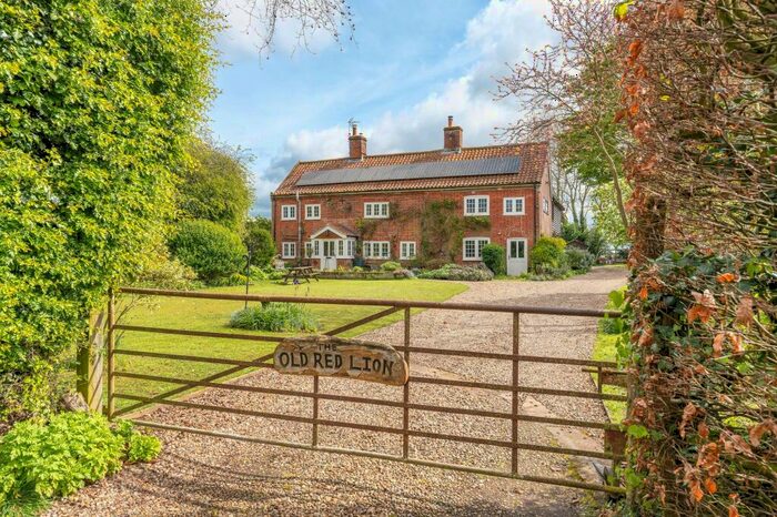 5 Bedroom Detached House For Sale In Cook Road, Holme Hale, IP25
