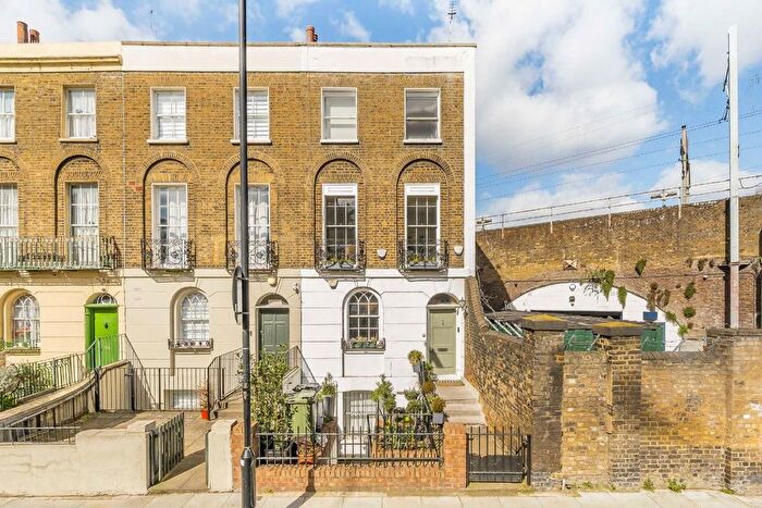 1 Bedroom Flat For Sale In Randolph Street, Camden Town, NW1