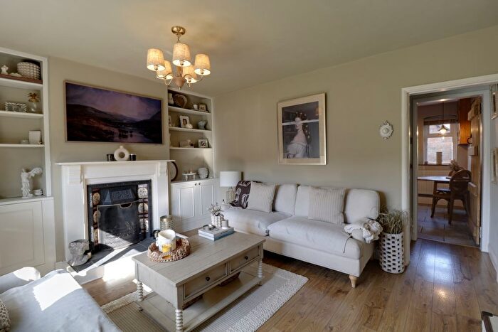 2 Bedroom Cottage For Sale In Bells End Road, Walton-On-Trent, Swadlincote, Derbyshire, DE12