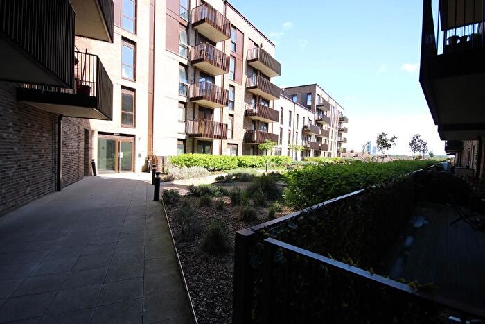 1 Bedroom Flat For Sale In Flat, Waterfront Heights, A Mount Pleasant, Wembley, HA0