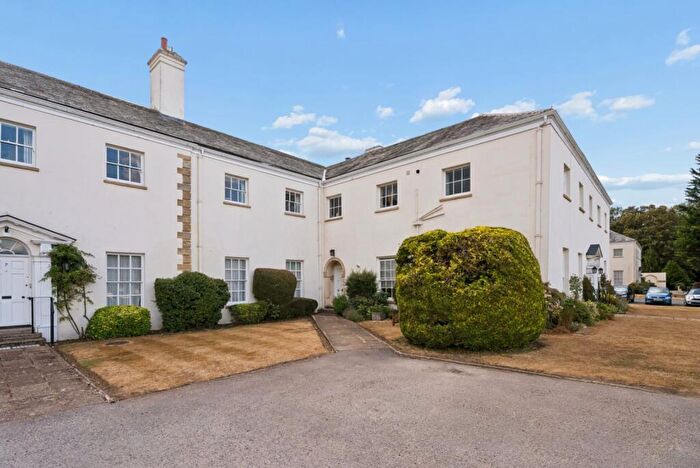 3 Bedroom Apartment For Sale In Shardeloes, Missenden Road, Amersham, Buckinghamshire, HP7