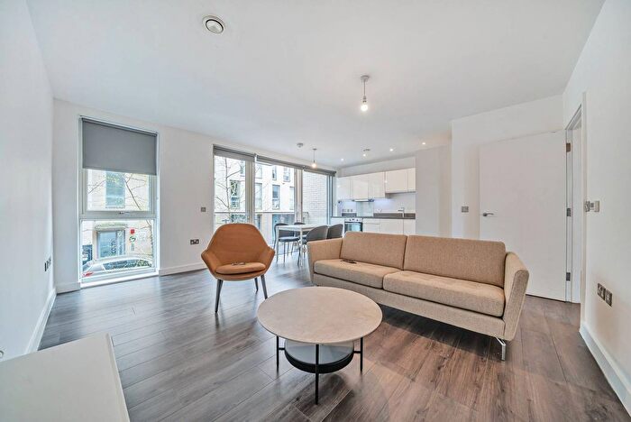 1 Bedroom Flat To Rent In Uncle New Cross, New Cross, London, SE14