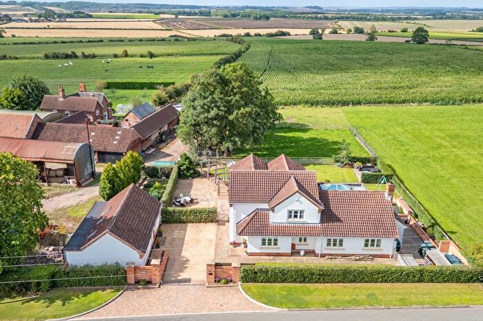 6 Bedroom Detached House For Sale In Cropwell Road, Radcliffe-On-Trent, Nottingham, NG12