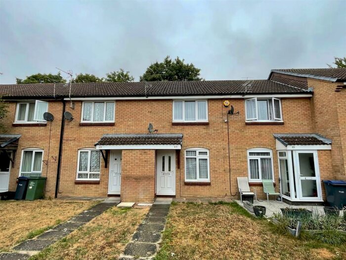 2 Bedroom Terraced House To Rent In Roman Way, Chippenham, SN15