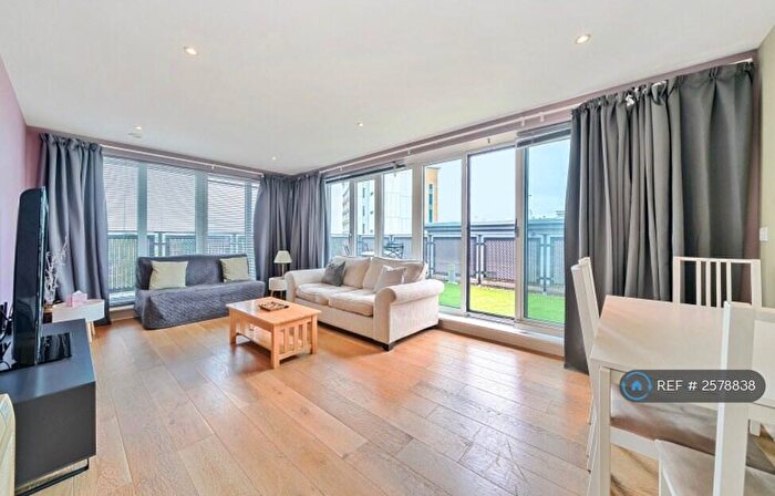 2 Bedroom Penthouse To Rent In Uno Apartments, Bromley, BR1