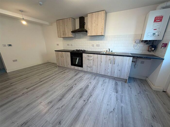 2 Bedroom Flat To Rent In Redhouse Street, Walsall, WS1