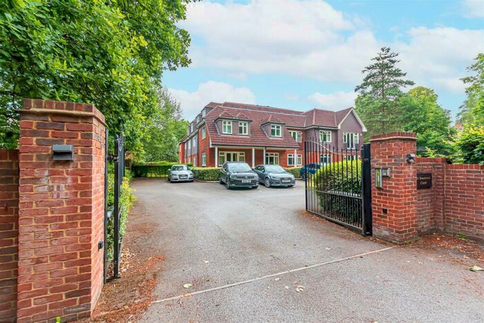 2 Bedroom Apartment To Rent In St. Sebastians Court, Nine Mile Ride, Wokingham, RG40