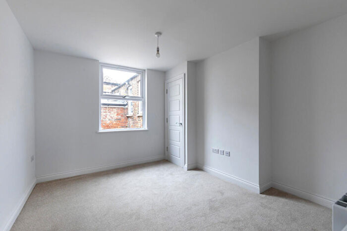 2 Bedroom Apartment To Rent In Albion Place, Cheltenham, GL52