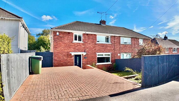 3 Bedroom Semi Detached House For Sale In Montclaire Avenue, Blackwood, NP12