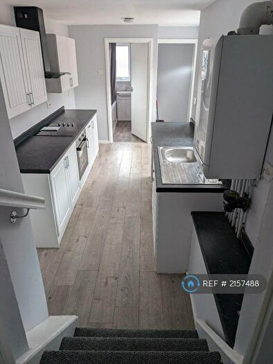 2 Bedroom Flat To Rent In Park Road, Stanley, DH9