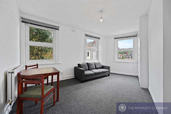 1 Bedroom Flat To Rent In Crouch Hill, Finsbury Park, London, N4