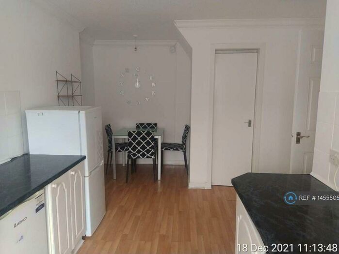 1 Bedroom Flat To Rent In Craigton Road, Glasgow, G51