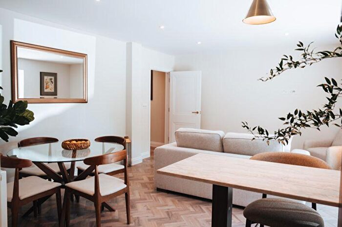 2 Bedroom Apartment To Rent In Dudsbury Road, Ferndown, BH22