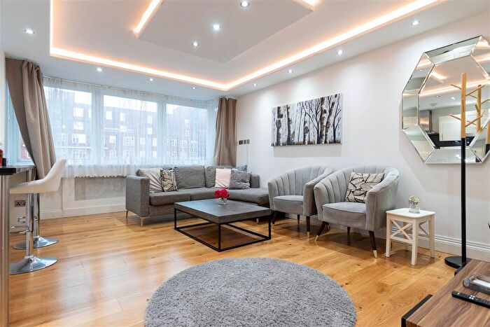 2 Bedroom Flat To Rent In Porchester Place, Hyde Park, W2