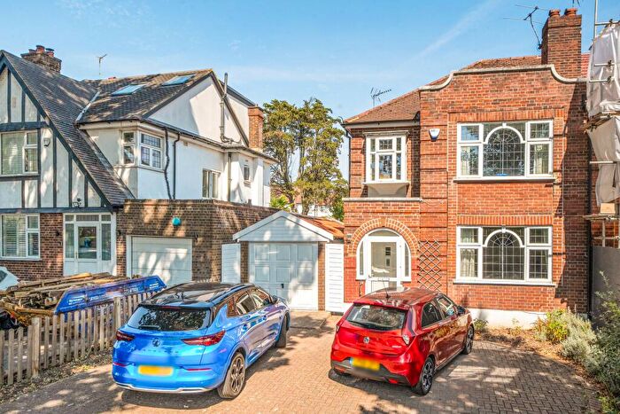 3 Bedroom Semi-Detached House For Sale In Uxbridge Road, Pinner, HA5