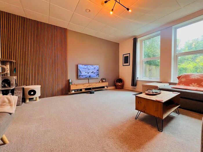 1 Bedroom Flat To Rent In Wyke Road, Weymouth, DT4