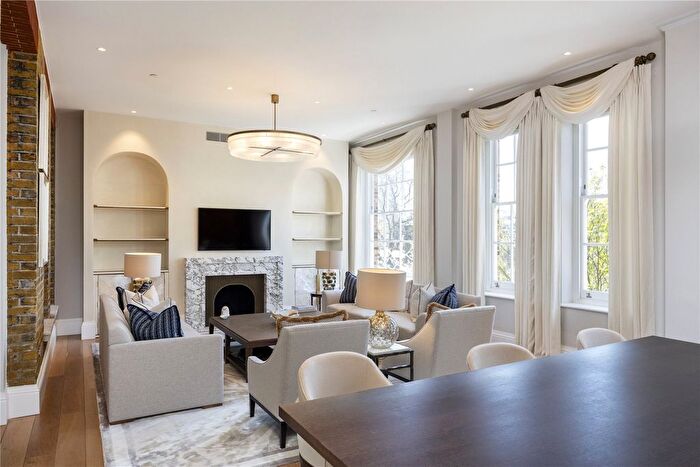 3 Bedroom Flat For Sale In Hortensia Road, Chelsea, SW10