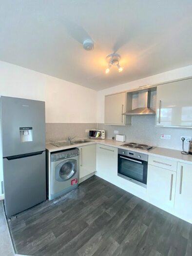 3 Bedroom Flat To Rent In Colquhoun Street, Stirling Town, Stirling, FK7