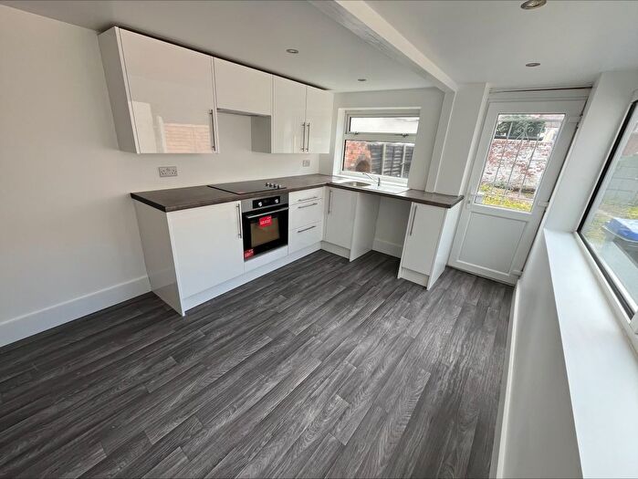 1 Bedroom Semi-Detached House To Rent In Chislehurst Avenue, Blackpool, FY4