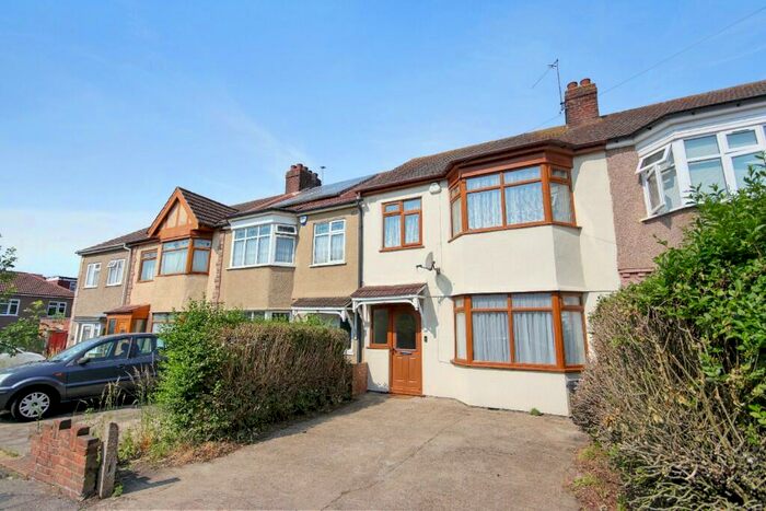 3 Bedroom Terraced House To Rent In Purbeck Road, Hornchurch, RM11