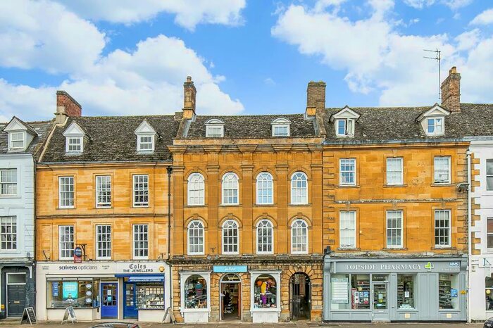 4 Bedroom Apartment To Rent In Chipping Norton, Oxfordshire, OX7