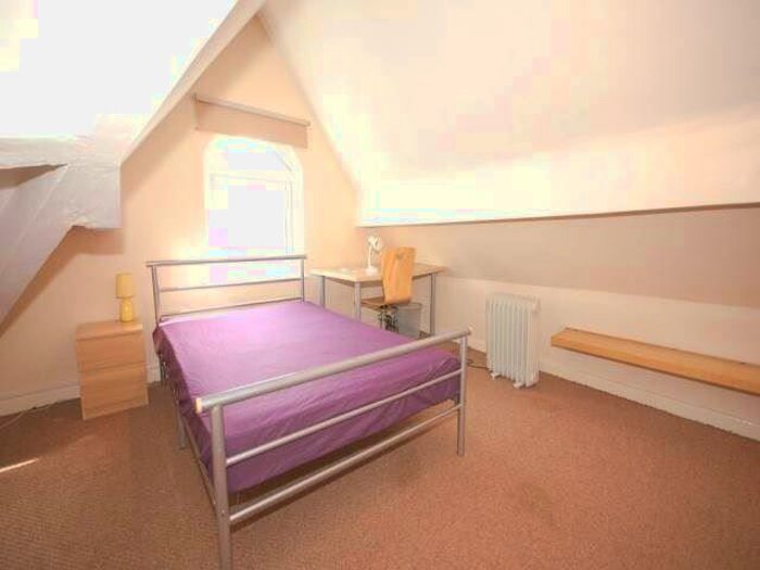 4 Bedroom Semi-Detached House To Rent In Holland Street, Fairfield, L7