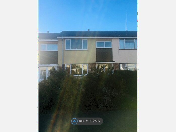 3 Bedroom Terraced House To Rent In Glenfall, Yate, Bristol, BS37