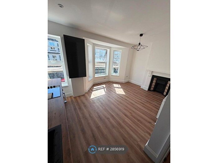 1 Bedroom Flat To Rent In Pasley St, Plymouth, PL2